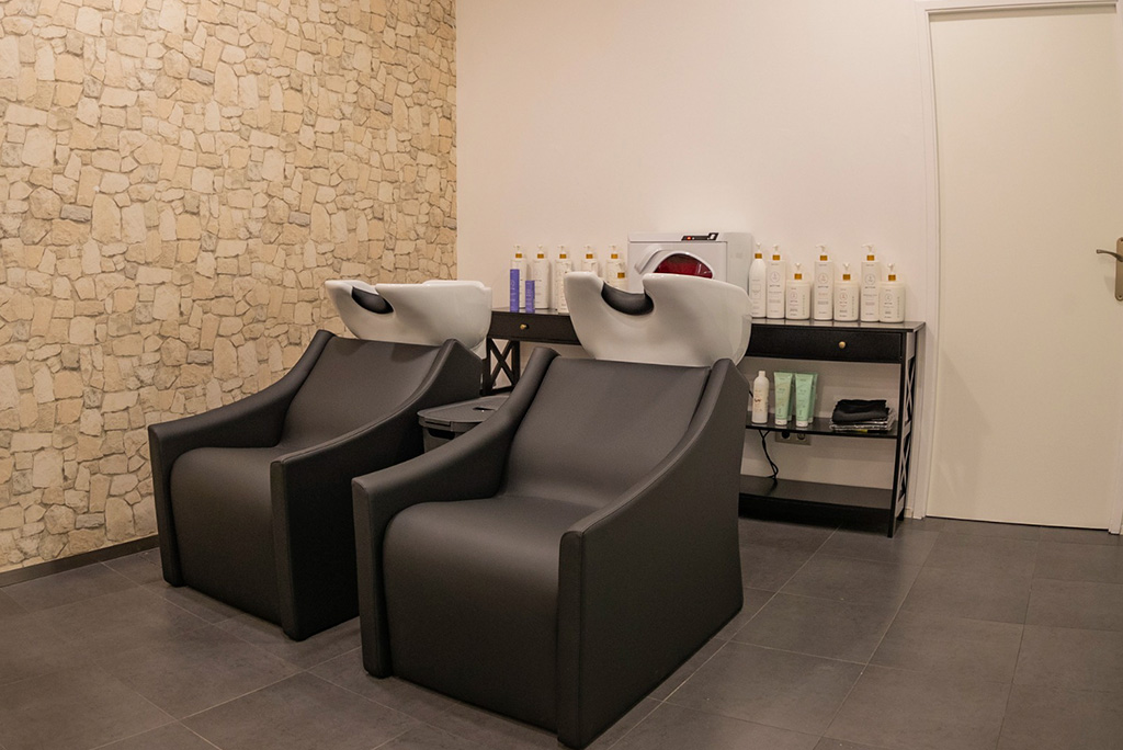 Zonas de lavado de cabella en el Salón de Belleza en Coruña